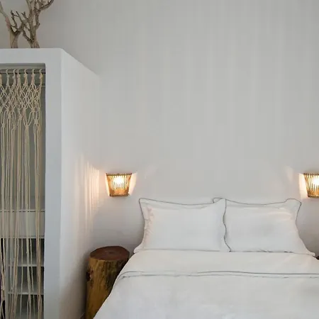 Gasthof Perigiali & Folegandros Agali